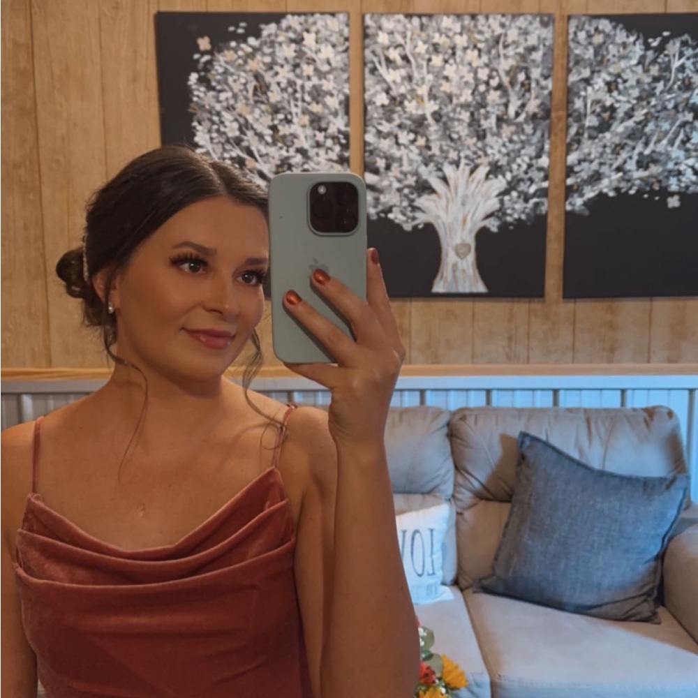 Meet your Posher, Halie